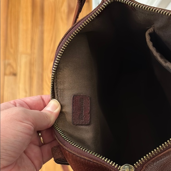 Madewell crossbody zip top transport tote mini purse deep red leather - Picture 8 of 12